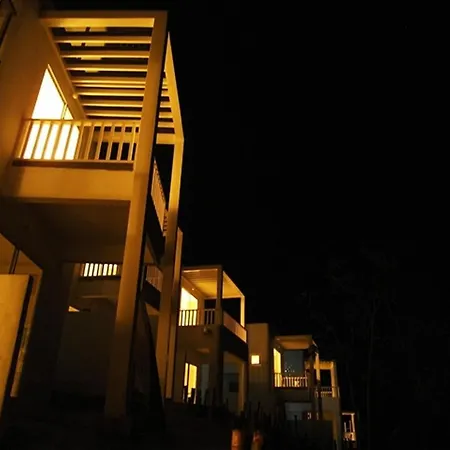 Aristo Chic Resort & Farm