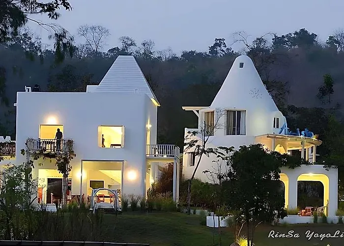Aristo Chic & Farm 4* สวนผึ้ง