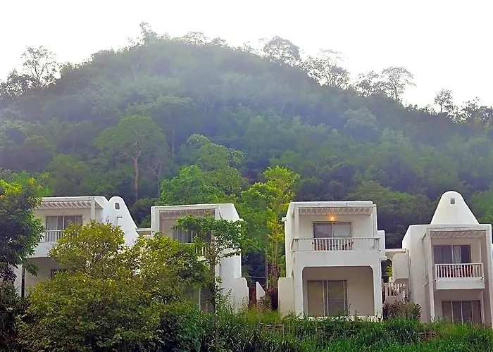 รีสอร์ท Aristo Chic & Farm สวนผึ้ง