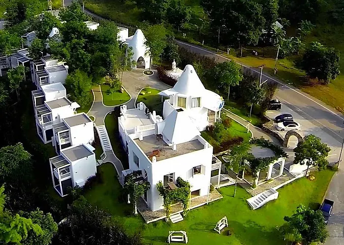 Aristo Chic & Farm 4* สวนผึ้ง