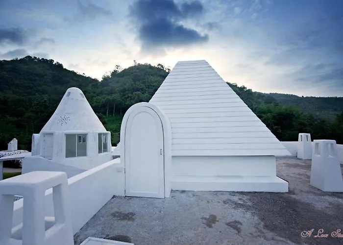 Aristo Chic & Farm 4* สวนผึ้ง