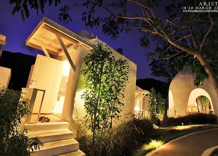 รีสอร์ท Aristo Chic & Farm 4*