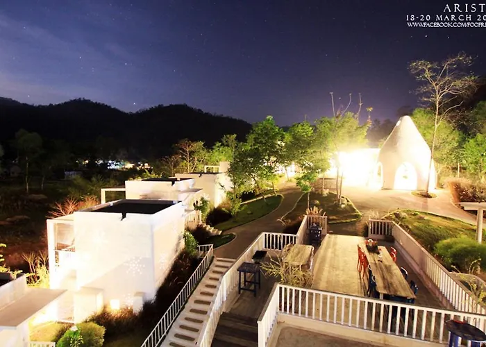 Aristo Chic & Farm รีสอร์ท