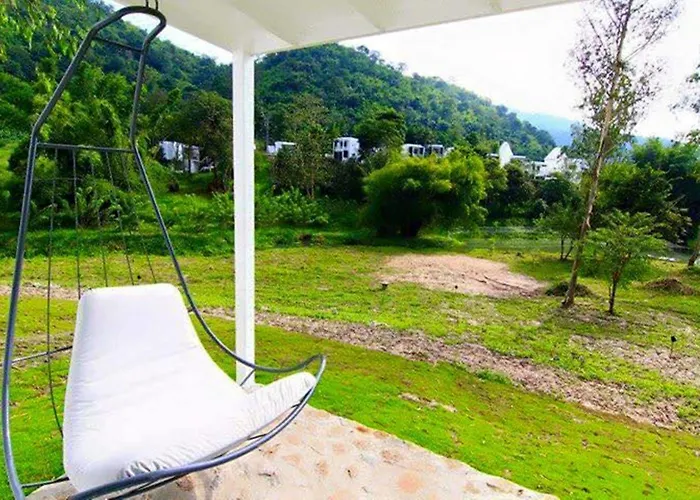 รีสอร์ท Aristo Chic & Farm สวนผึ้ง